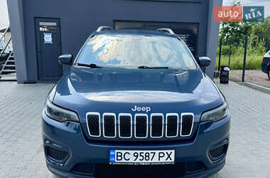Позашляховик / Кросовер Jeep Cherokee 2020 в 