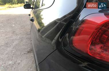 Внедорожник / Кроссовер Jeep Cherokee 2016 в 