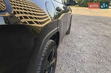 Внедорожник / Кроссовер Jeep Cherokee 2016 в 