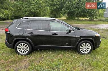 Позашляховик / Кросовер Jeep Cherokee 2017 в 