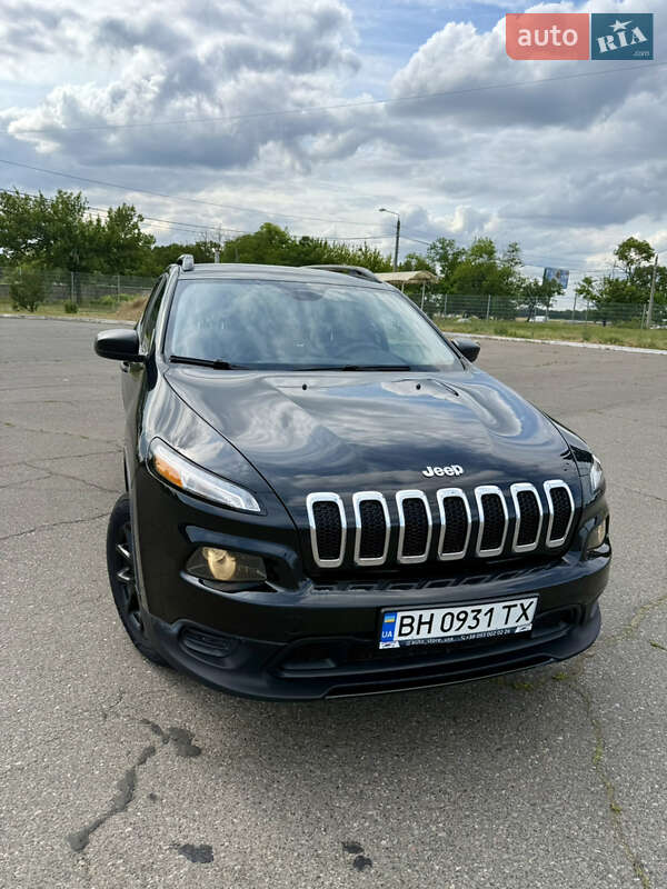 Позашляховик / Кросовер Jeep Cherokee 2016 в Одесі