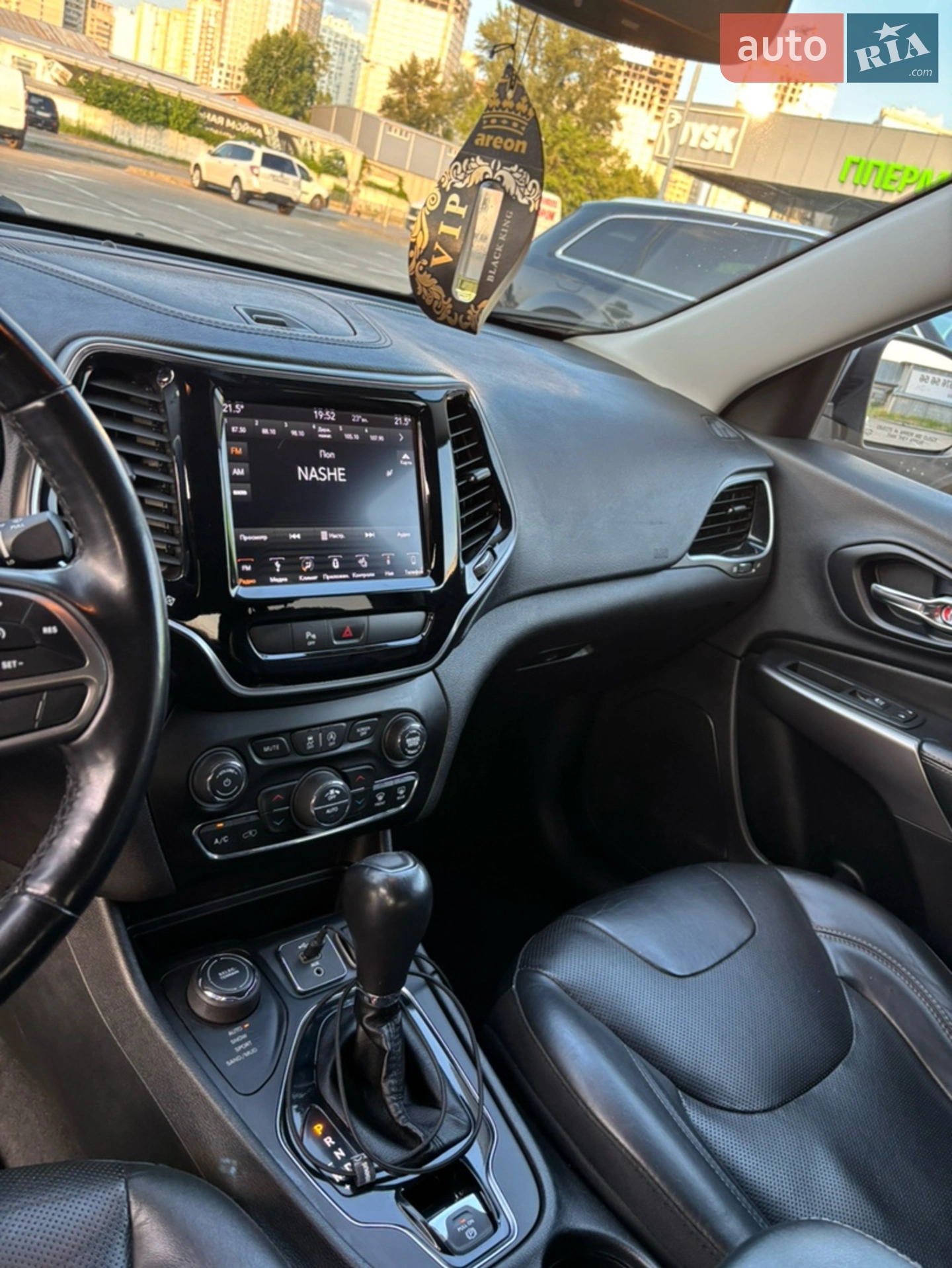 2018 Jeep Cherokee - мініатюра 17