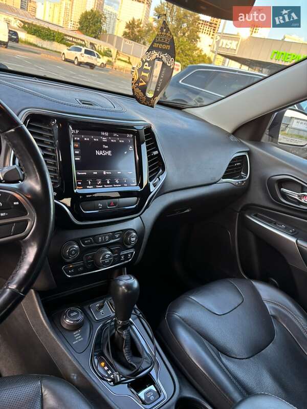 Позашляховик / Кросовер Jeep Cherokee 2018 в Києві