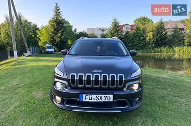 Внедорожник / Кроссовер Jeep Cherokee 2015 в 