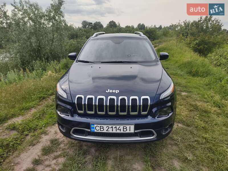 Внедорожник / Кроссовер Jeep Cherokee 2015 в Прилуках