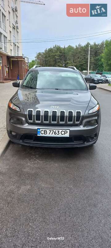 Внедорожник / Кроссовер Jeep Cherokee 2016 в Чернигове