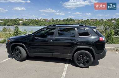 Внедорожник / Кроссовер Jeep Cherokee 2019 в 