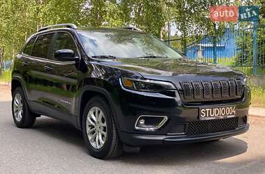 Внедорожник / Кроссовер Jeep Cherokee 2018 в 
