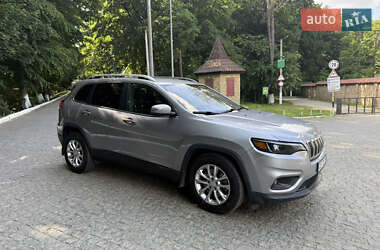 Внедорожник / Кроссовер Jeep Cherokee 2018 в 
