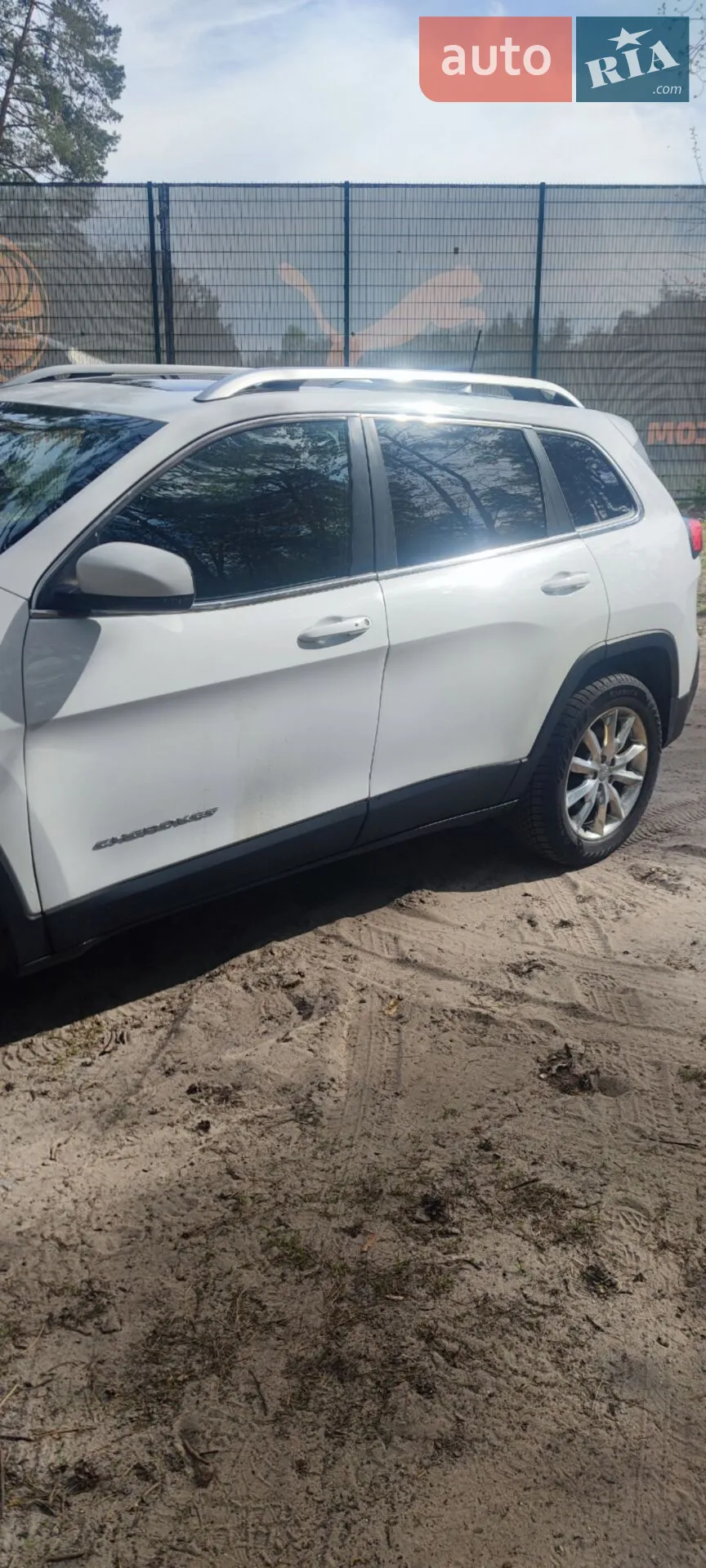 2017 Jeep Cherokee - мініатюра 12