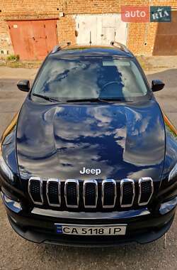 Внедорожник / Кроссовер Jeep Cherokee 2017 в Сумах