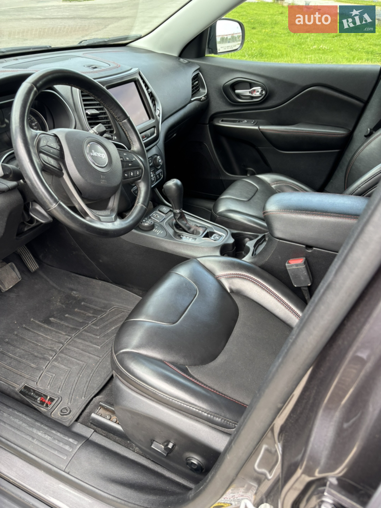 2020 Jeep Cherokee - мініатюра 12
