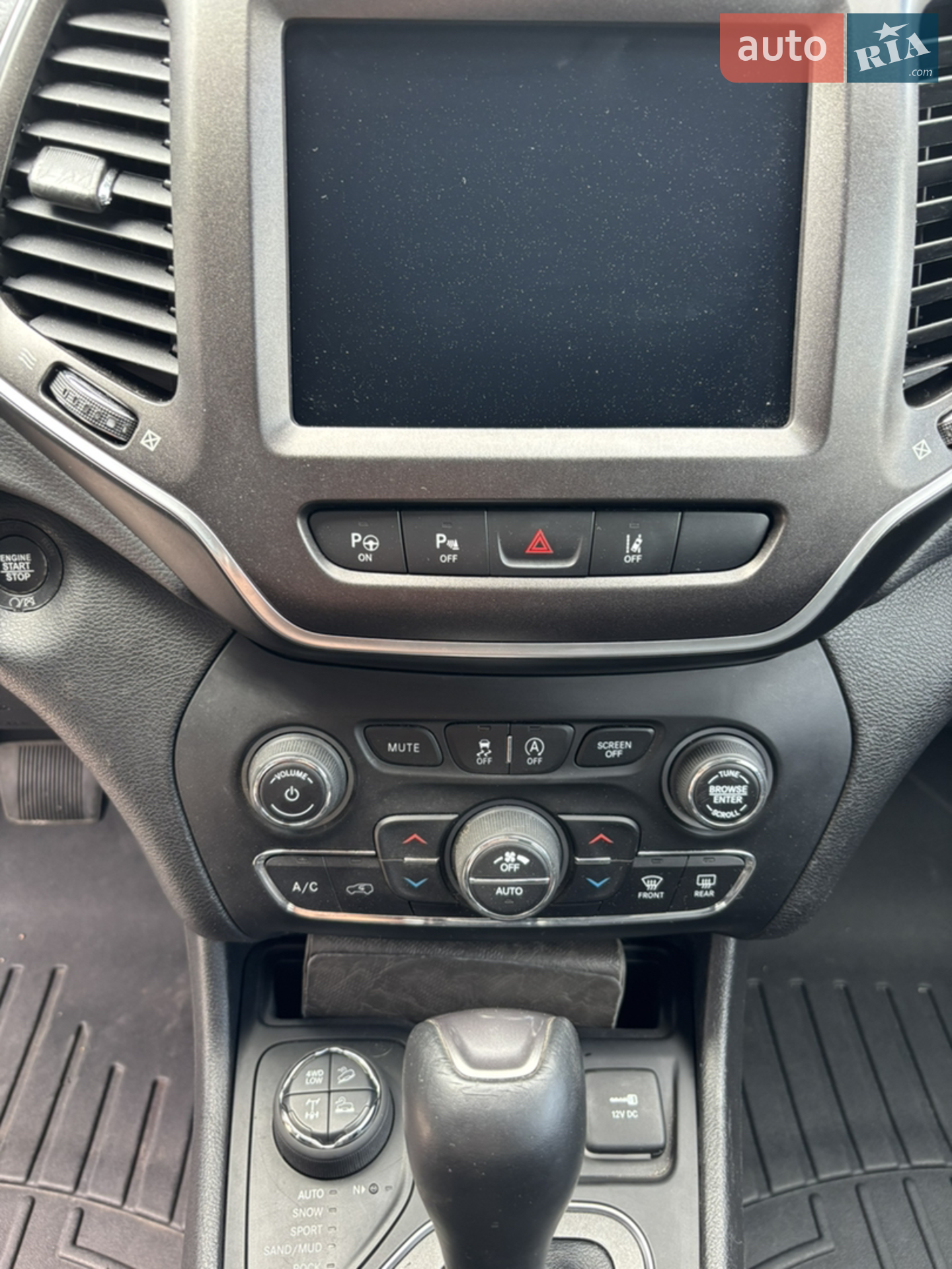 2020 Jeep Cherokee - мініатюра 21