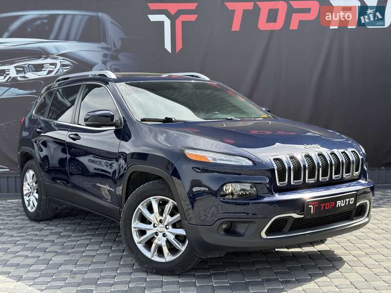 Позашляховик / Кросовер Jeep Cherokee 2015 в Львові