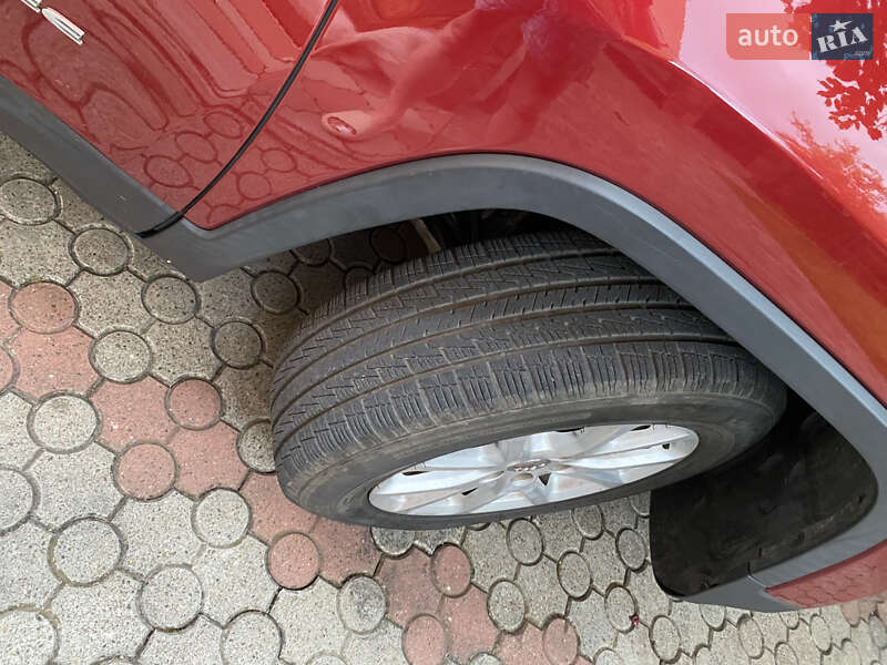 Внедорожник / Кроссовер Jeep Cherokee 2017 в Стрые