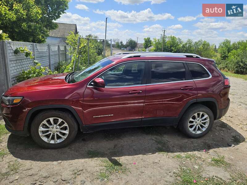 Внедорожник / Кроссовер Jeep Cherokee 2018 в Баштанке