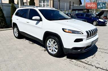 Позашляховик / Кросовер Jeep Cherokee 2015 в Томашполі