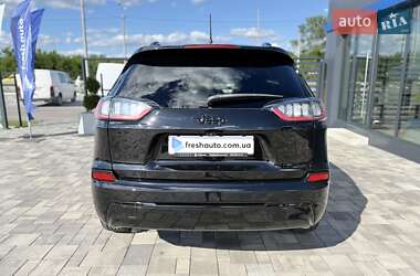 Внедорожник / Кроссовер Jeep Cherokee 2020 в 