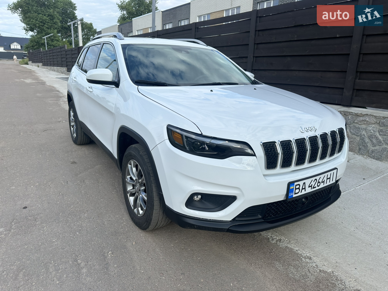 2020 Jeep Cherokee - мініатюра 9