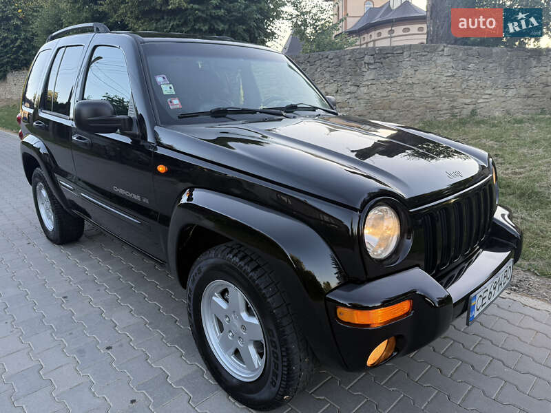 Позашляховик / Кросовер Jeep Cherokee 2003 в Чернівцях