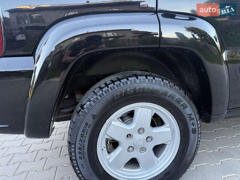 Позашляховик / Кросовер Jeep Cherokee 2003 в Чернівцях
