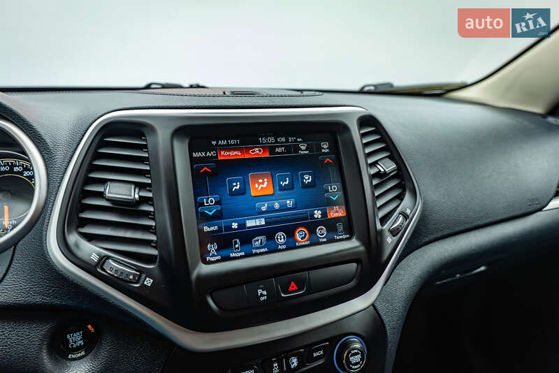 Внедорожник / Кроссовер Jeep Cherokee 2015 в Киеве фото 18 Внедорожник / Кроссовер Jeep Cherokee 2015 в Киеве