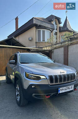 Внедорожник / Кроссовер Jeep Cherokee 2021 в Одессе