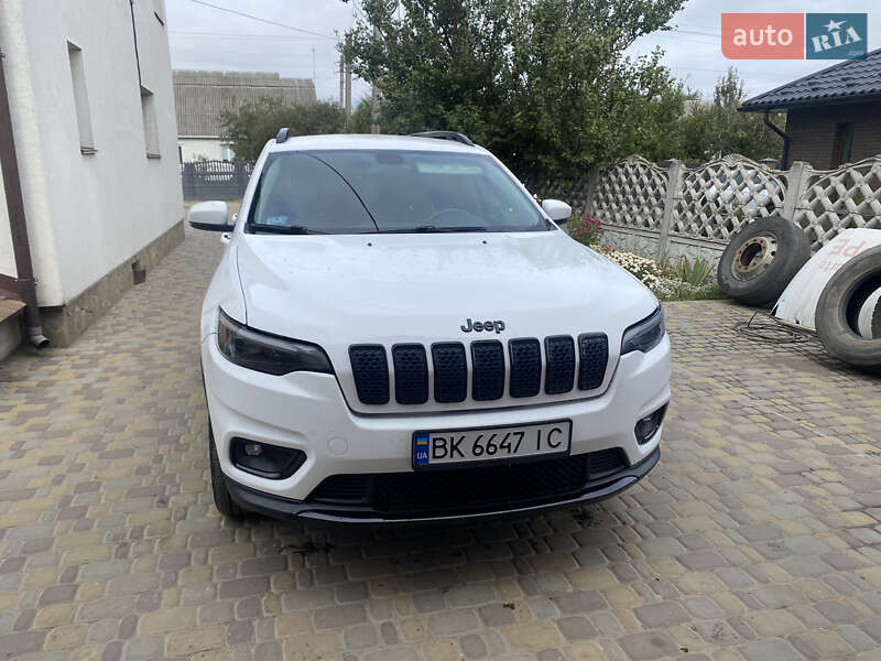 Позашляховик / Кросовер Jeep Cherokee 2018 в Острозі