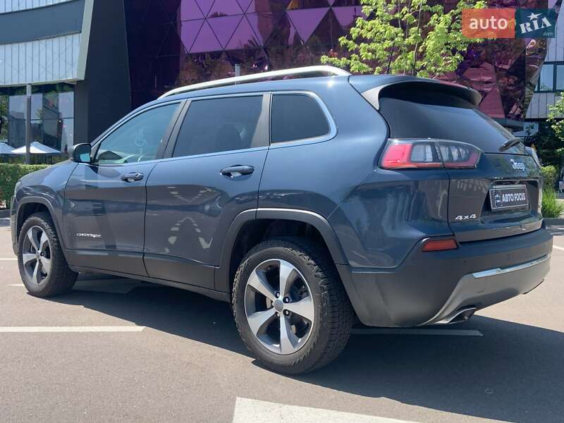 Внедорожник / Кроссовер Jeep Cherokee 2020 в Киеве