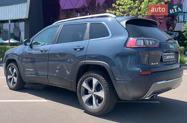 Внедорожник / Кроссовер Jeep Cherokee 2020 в 