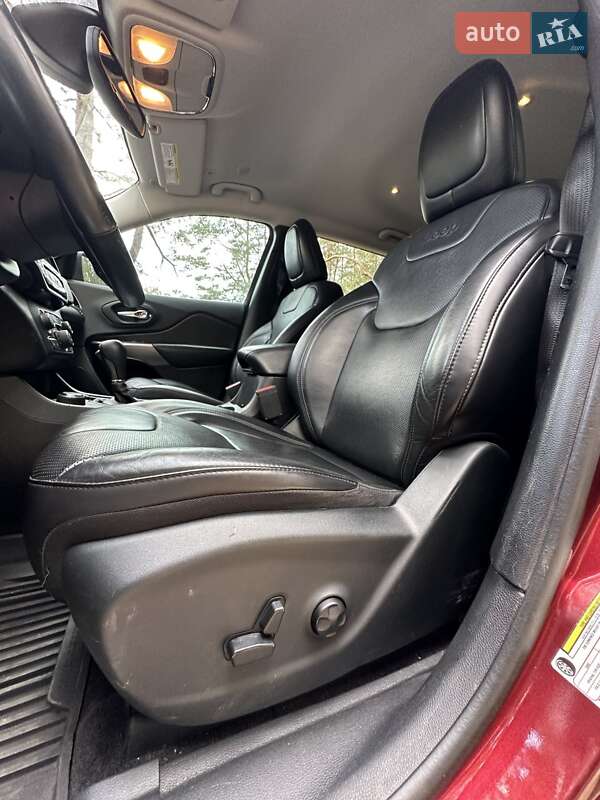 Внедорожник / Кроссовер Jeep Cherokee 2018 в Белогородке