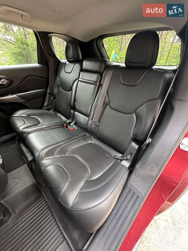 Внедорожник / Кроссовер Jeep Cherokee 2018 в Белогородке