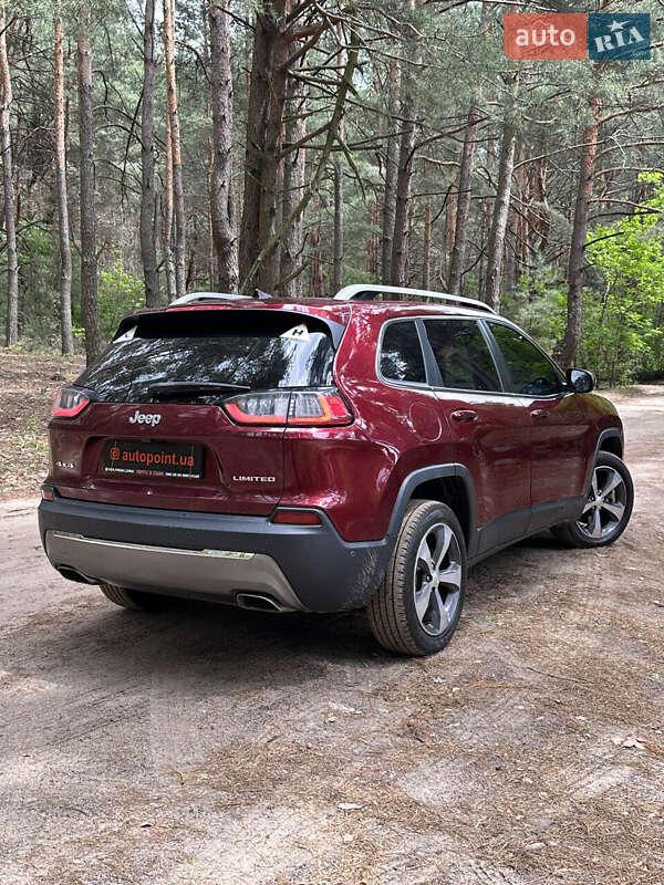 Внедорожник / Кроссовер Jeep Cherokee 2018 в Белогородке