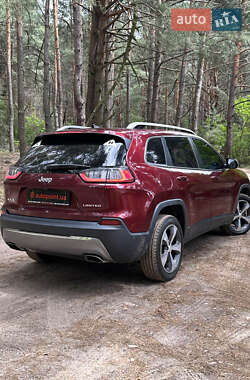 Внедорожник / Кроссовер Jeep Cherokee 2018 в 