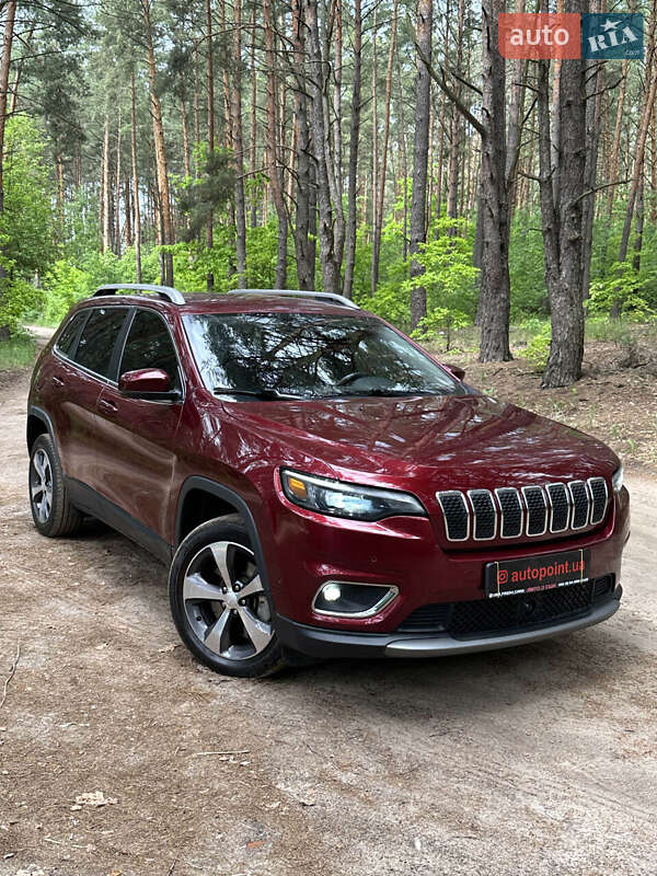Внедорожник / Кроссовер Jeep Cherokee 2018 в Белогородке