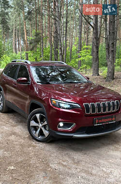 Внедорожник / Кроссовер Jeep Cherokee 2018 в 