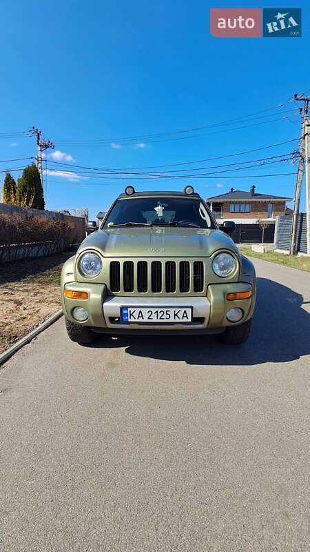 Внедорожник / Кроссовер Jeep Cherokee 2003 в Киеве