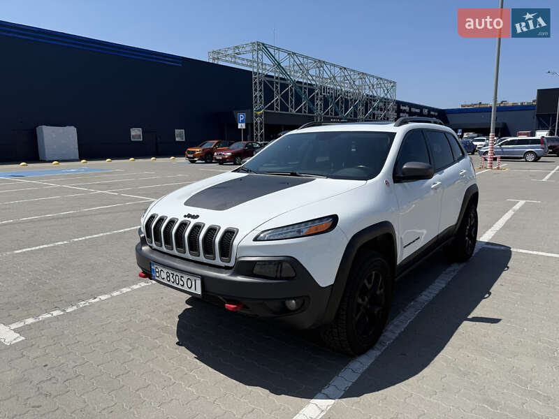 Внедорожник / Кроссовер Jeep Cherokee 2016 в Ивано-Франковске фото 7 Внедорожник / Кроссовер Jeep Cherokee 2016 в Ивано-Франковске