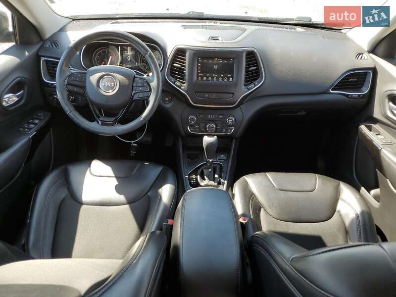 Внедорожник / Кроссовер Jeep Cherokee 2018 в Черновцах
