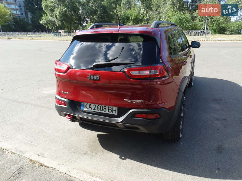 Внедорожник / Кроссовер Jeep Cherokee 2015 в Киеве фото 7 Внедорожник / Кроссовер Jeep Cherokee 2015 в Киеве
