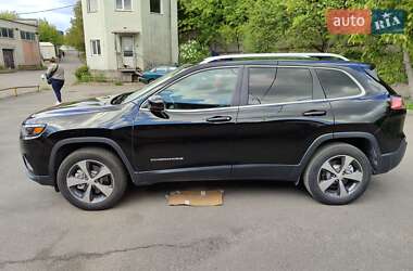 Внедорожник / Кроссовер Jeep Cherokee 2019 в 
