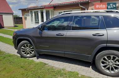 Внедорожник / Кроссовер Jeep Cherokee 2018 в 