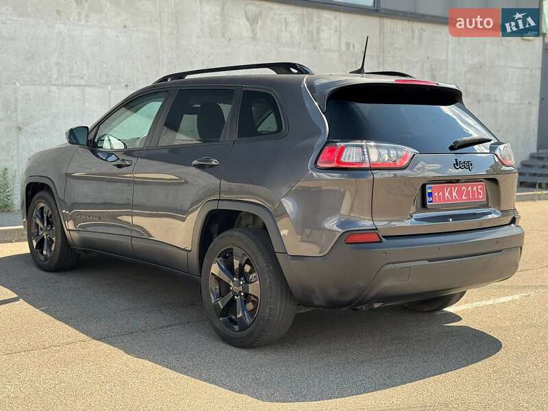 Внедорожник / Кроссовер Jeep Cherokee 2019 в Киеве