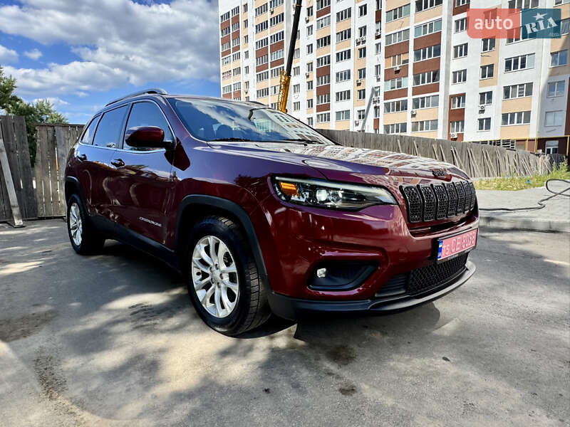 Внедорожник / Кроссовер Jeep Cherokee 2019 в Киеве