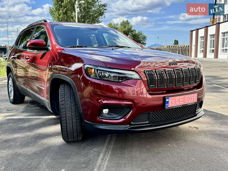 Внедорожник / Кроссовер Jeep Cherokee 2019 в Киеве
