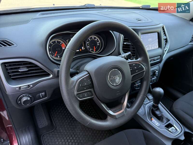 Внедорожник / Кроссовер Jeep Cherokee 2020 в Одессе
