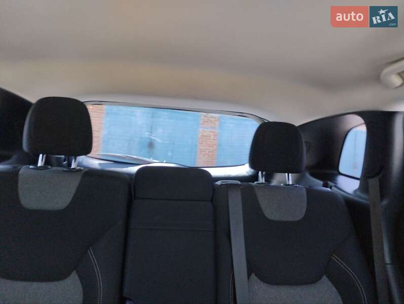 Внедорожник / Кроссовер Jeep Cherokee 2013 в Харькове
