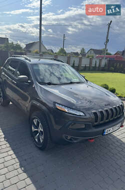 Внедорожник / Кроссовер Jeep Cherokee 2017 в Житомире