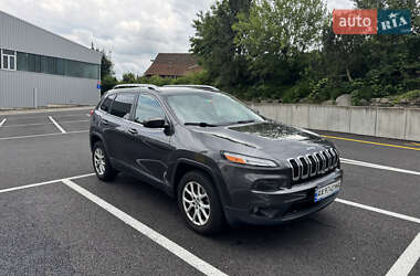Внедорожник / Кроссовер Jeep Cherokee 2016 в Луцке