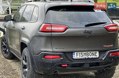 Внедорожник / Кроссовер Jeep Cherokee 2016 в 